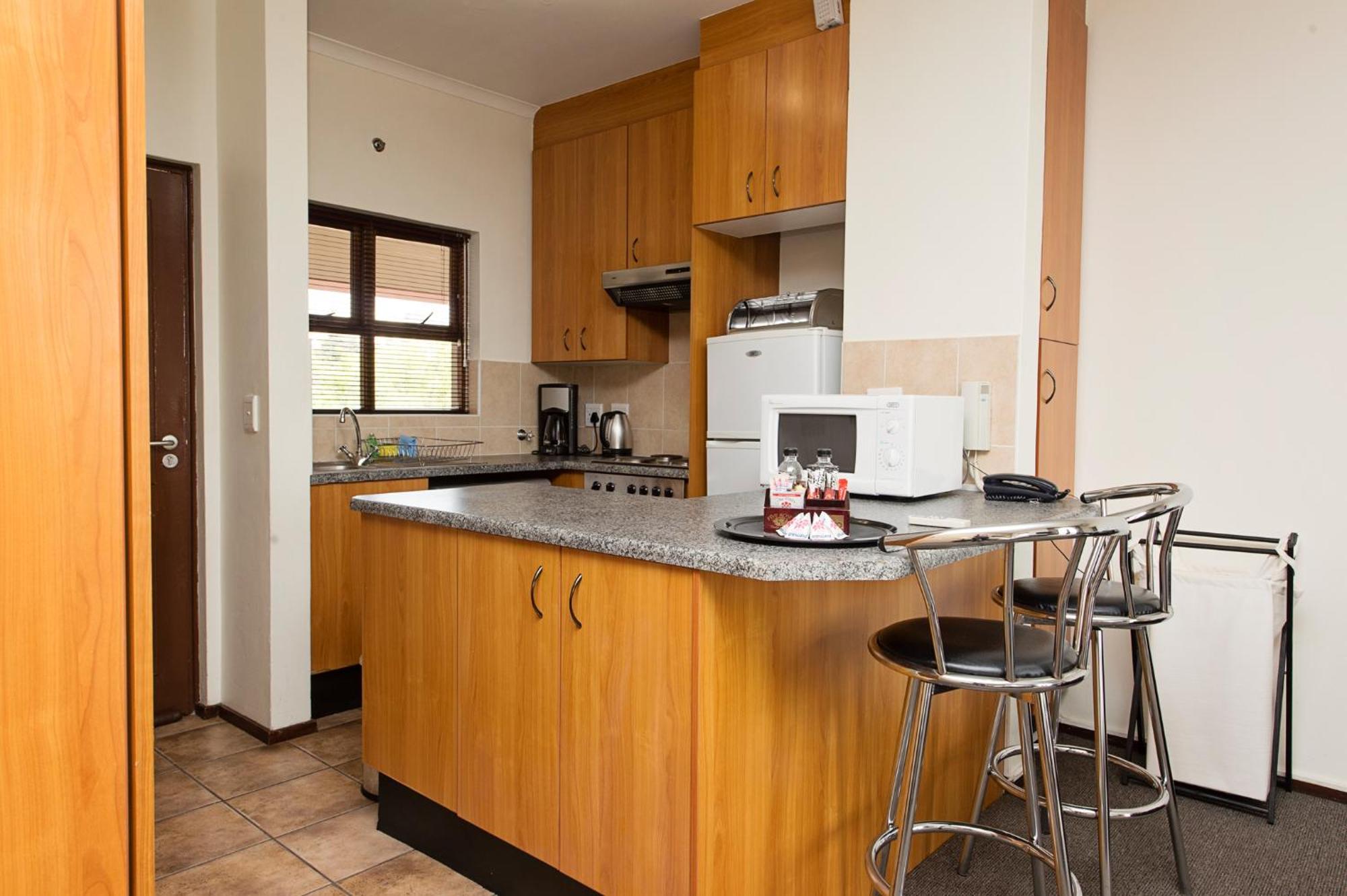 แซนด์ตัน ไทม์สแควร์ เซอร์วิซ อพาร์ตเมนต์ Apartment โจฮันเนสเบิร์ก ภายนอก รูปภาพ
