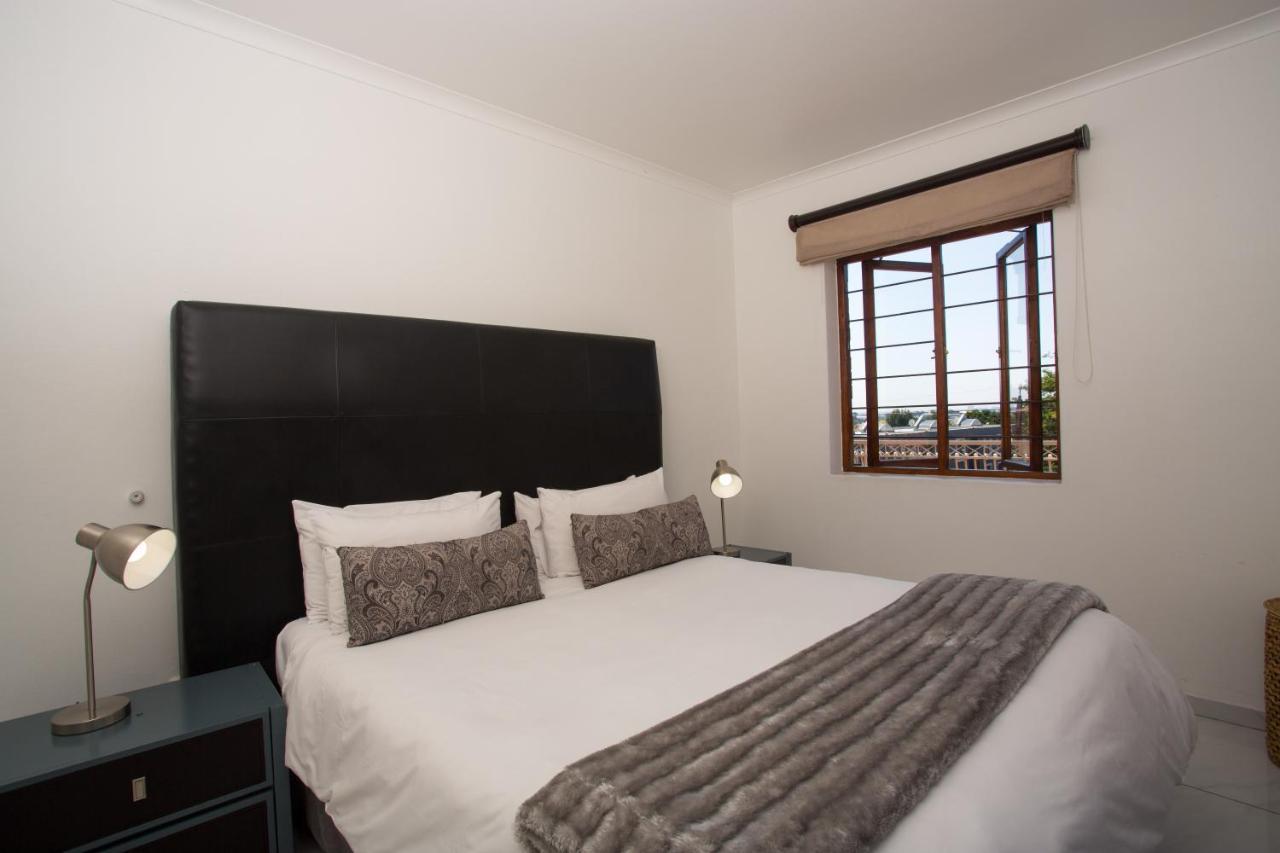 แซนด์ตัน ไทม์สแควร์ เซอร์วิซ อพาร์ตเมนต์ Apartment โจฮันเนสเบิร์ก ภายนอก รูปภาพ